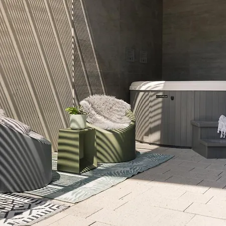 Apartmanhotel Going Triple A West *
