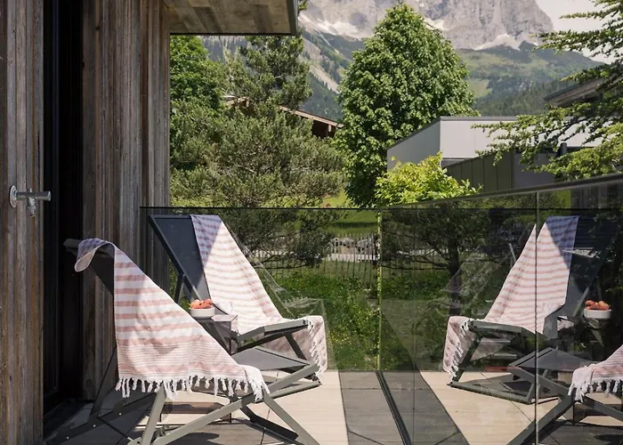 Going Triple A West Apartahotel