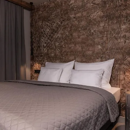 Going Triple A West 4*