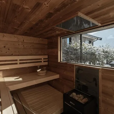 Going Triple A West Aparthotel 4*