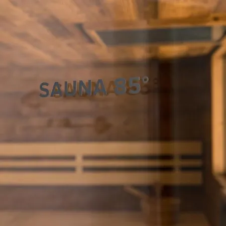 Ξενοδοχείο με διαμερίσματα Going Triple A West 4*