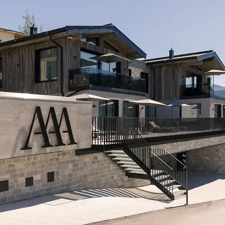 Ξενοδοχείο με διαμερίσματα Going Triple A West